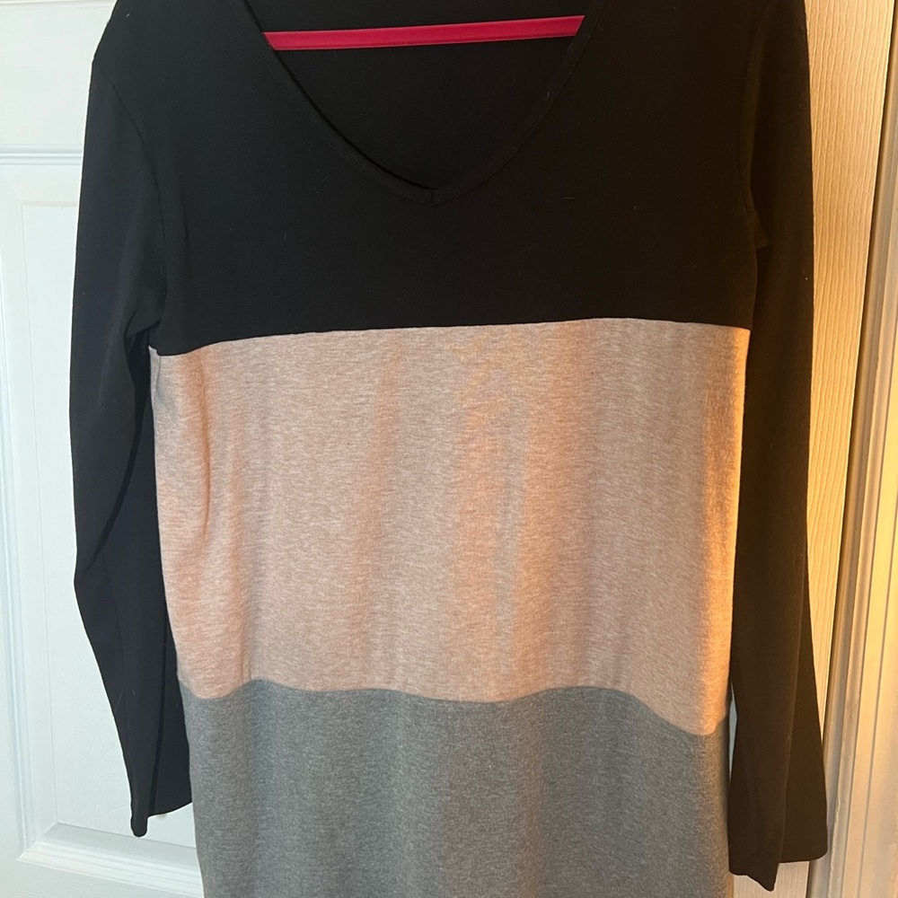 Tri colored tunic sweater